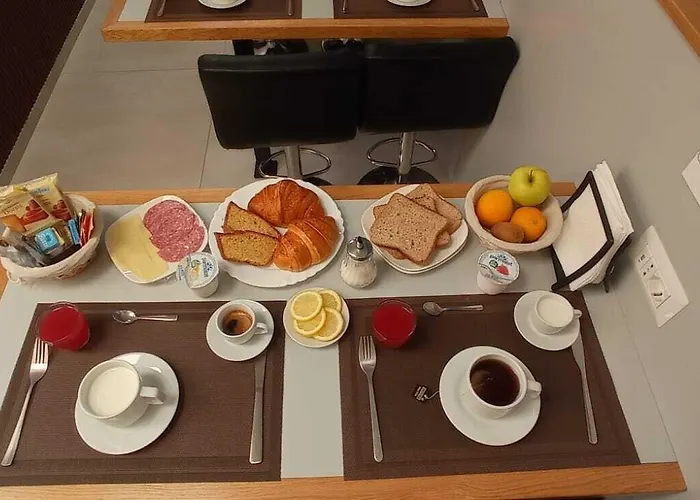 Aparthotel Botanique Napoli - 4 Design Rooms 4*