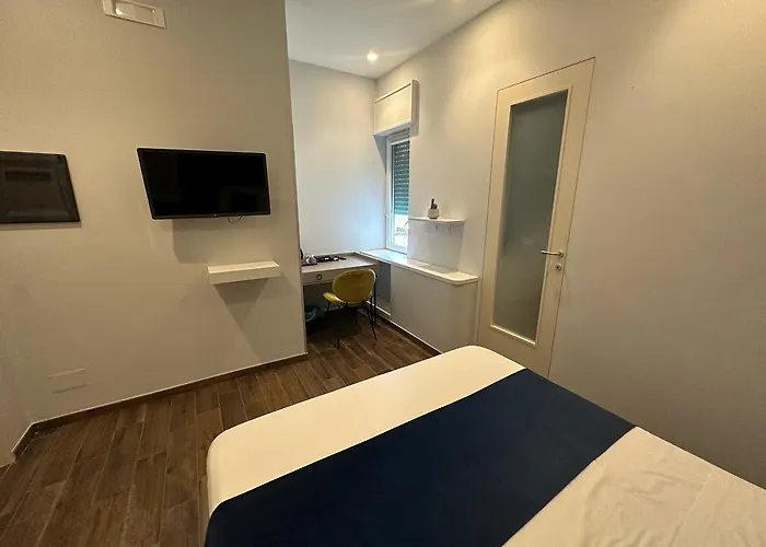 Aparthotel Botanique Napoli - 4 Design Rooms 4*